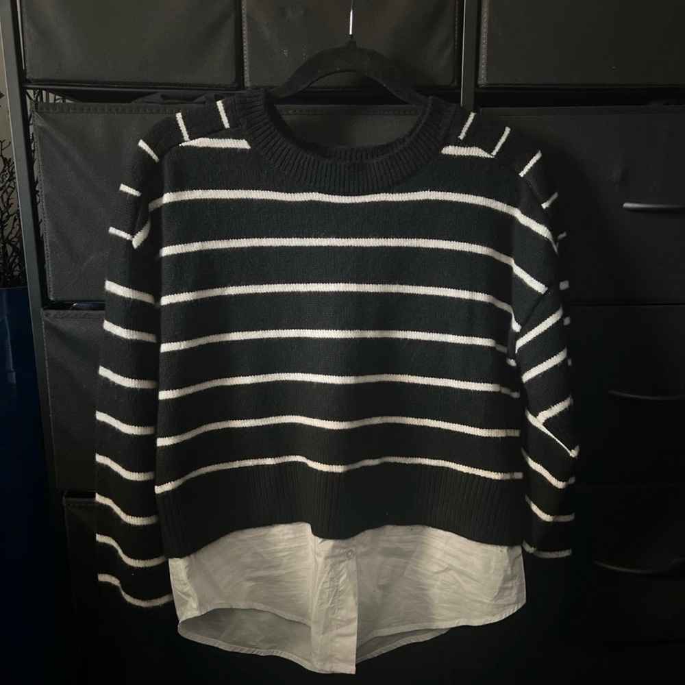 Liz Claiborne Black and White Striped Sweater